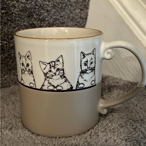 Charming Cat Print Ceramic Mug - Cream and Tan